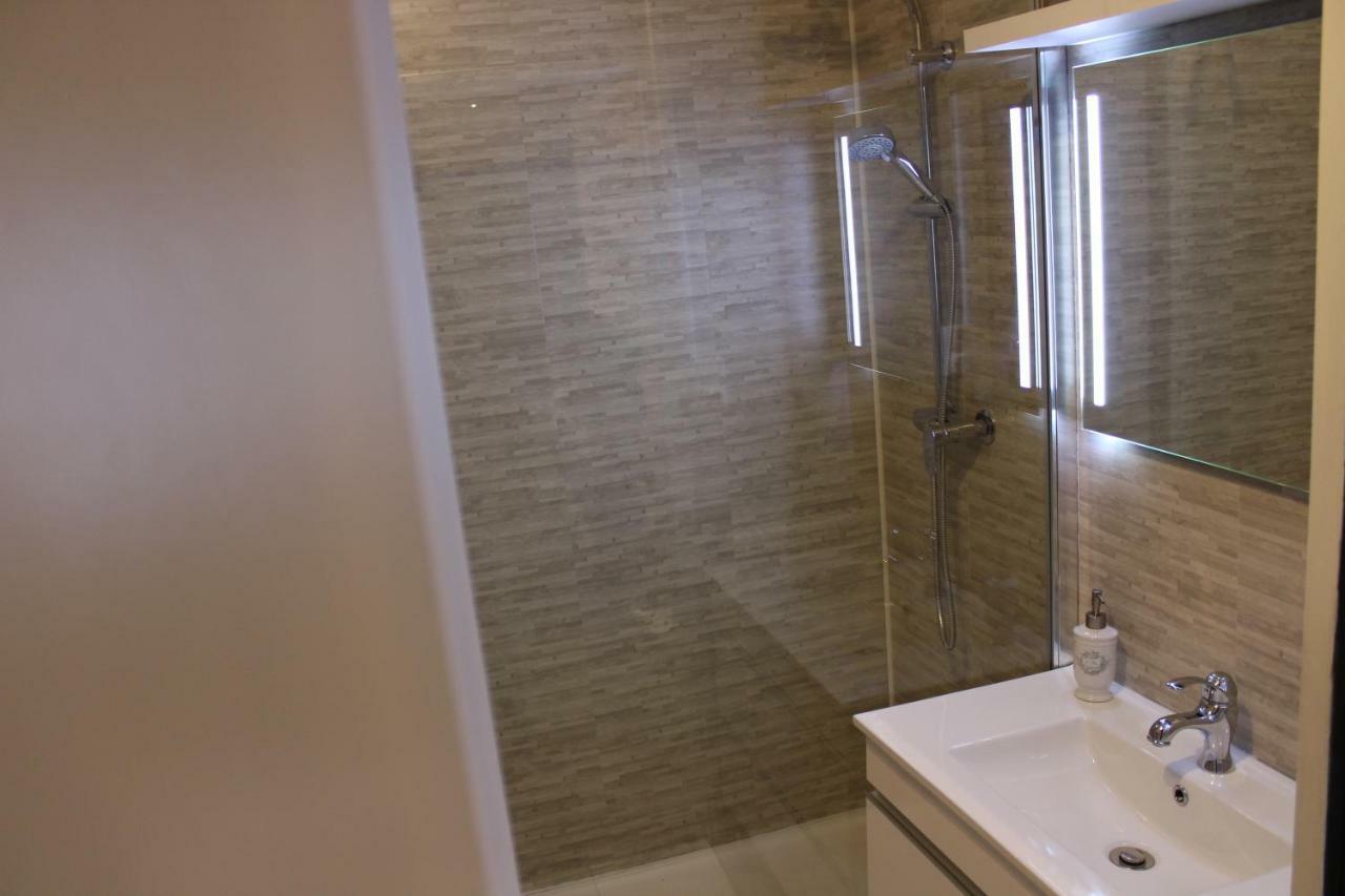 Appartement Place Leclerc ブザンソン エクステリア 写真